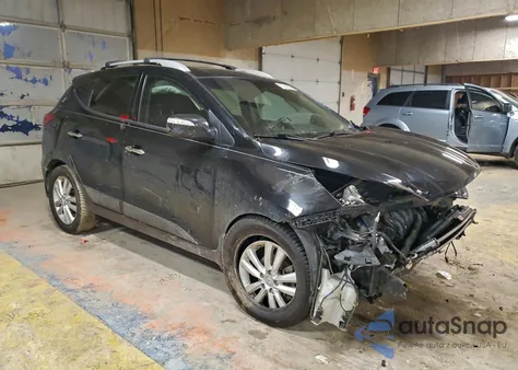 2013 Hyundai Tucson Gls z USA, uszkodzony, nr VIN KM8JU3AC2DU573950